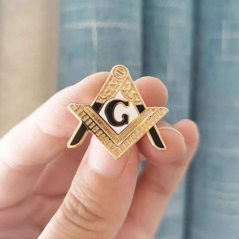 1pcs Masonic Soft Enamel Brooch Souvenir Metal Craft Masonry Freemasonry Free Masons Apron Master Lapel Pin Badge
