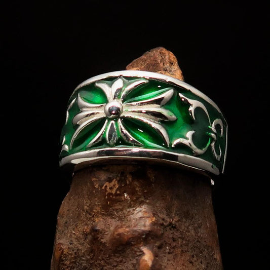 Nicely crafted domed Men's Fleur de Lis Ring Green - Sterling Silver