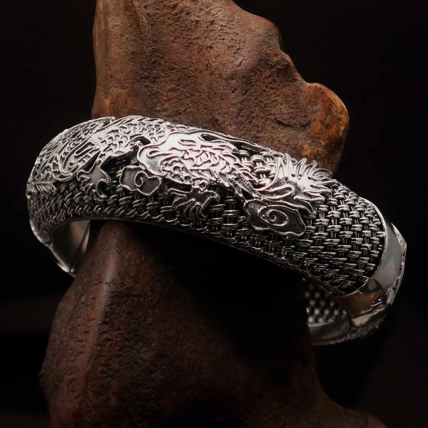 Stunning handcrafted Sterling Silver Dragon Bracelet