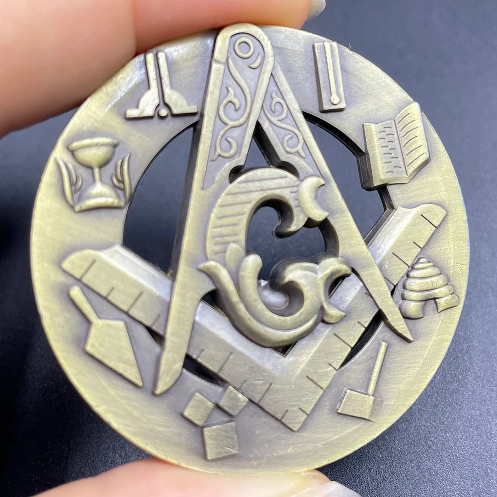 Freemasonry Coin Masonic Freemason Badge Token Free Mason's Symbol Bronze Hollow Carving Challenge Coin Collection