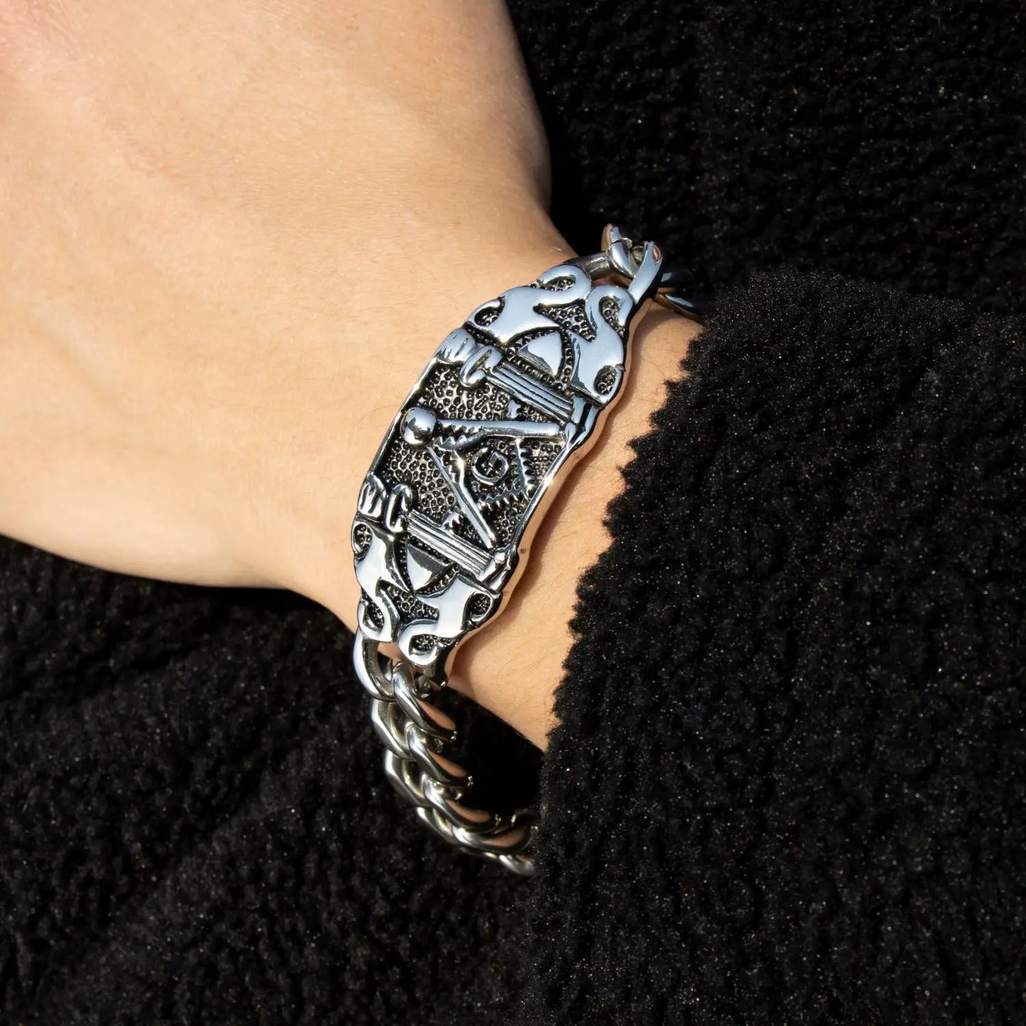 Hawson Men's Stainless Steel Masonic Bracelet Masonic Symbol Square And Compass G Design for Freemasonry Jewelry