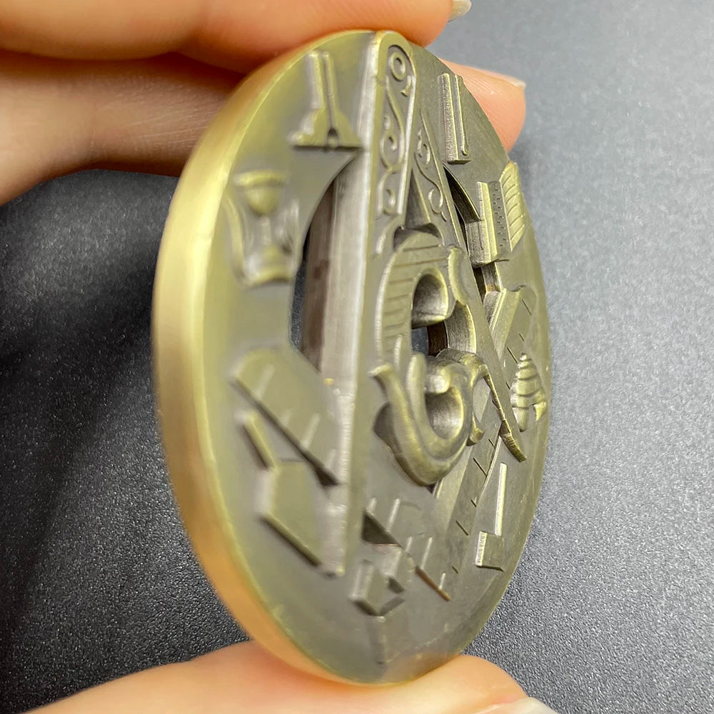 Freemasonry Coin Masonic Freemason Badge Token Free Mason's Symbol Bronze Hollow Carving Challenge Coin Collection