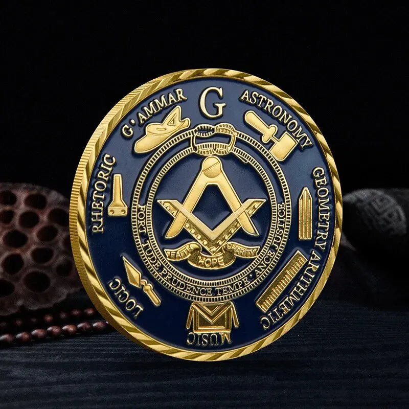 U.S. White House Gold Plated Two Tone Fake Medallion, Metal Badge,