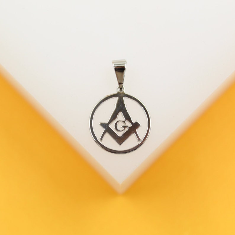 18K Gold Filled G Masonry Pendant (A256)